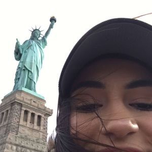 Meet your Posher, Reyna